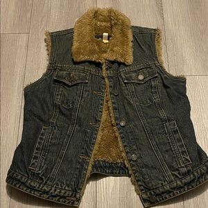 Vintage Gap Women’s Denim Vest Size M